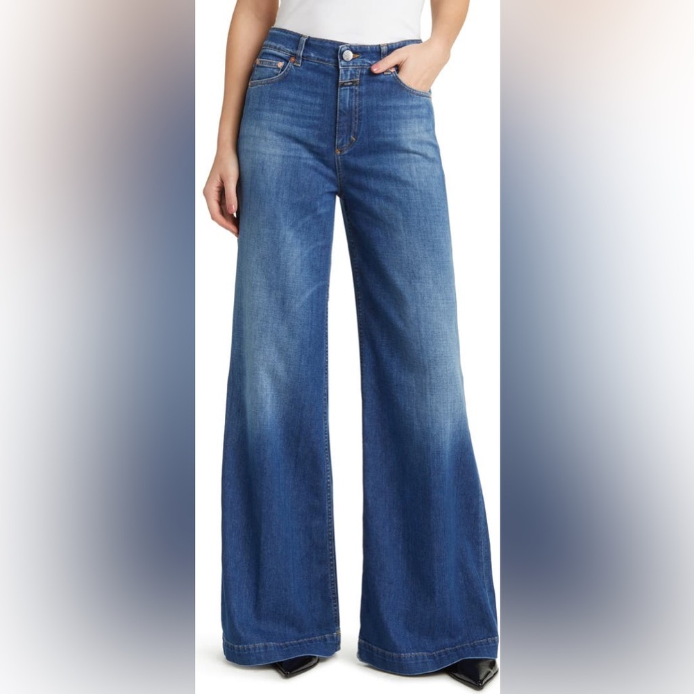 Closed Bell Bottom Jeans